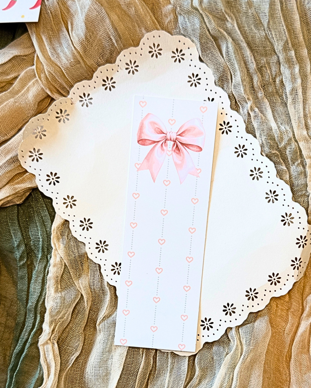 Bow Beauty Bookmark